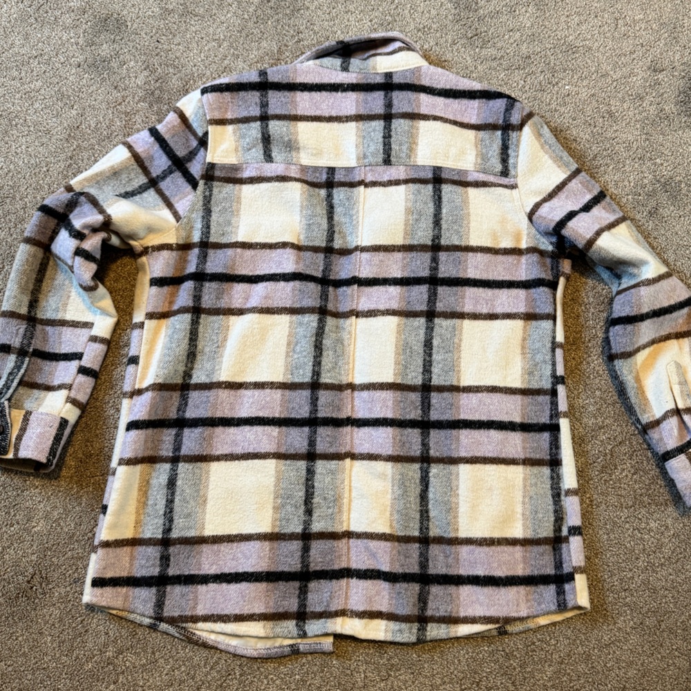 Plaid Button-Up Jacket Shacket - Picture 4 of 5